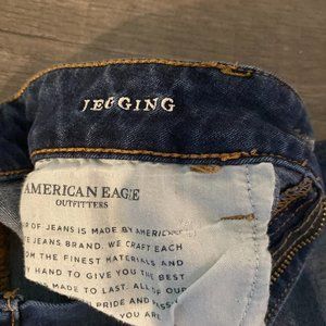 Women's American Eagle Outfitters size 8 jeggings